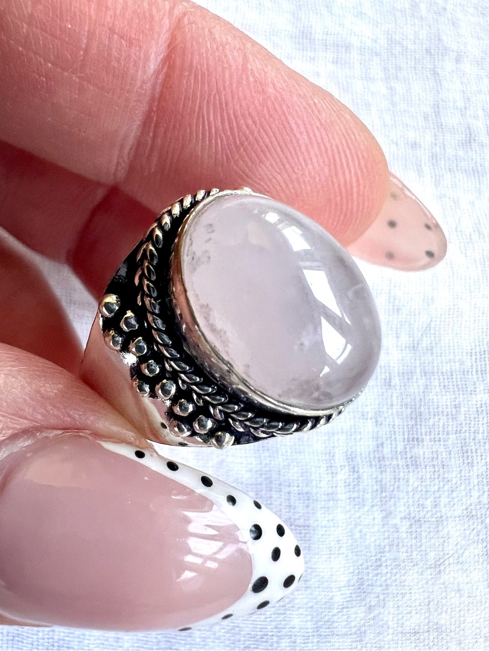 925 Rose Quartz Wide Band Ornate Ring 7.75